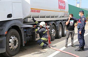 Bolu Dağı'nda mazot yüklü tankerde çıkan yangın büyümeden söndürüldü