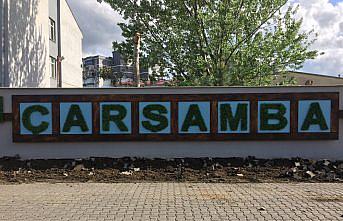 Çarşamba Belediyesi yumurta topuk ayakkabı ve 8 köşe kasketle ilçenin tanıtımını yapıyor