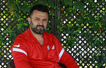 Çaykur Rizespor Teknik Direktörü Bülent Uygun, gelecek sezondan umutlu: