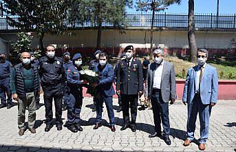 Espiye Kaymakamı Tengir, görev başındaki personelin bayramını kutladı