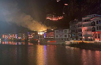 GÜNCELLEME 2- Amasya'daki söndürülen yangının hasarı gündüz görüntülendi