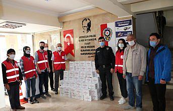 Havza’da Türk Kızılay Temsilciliği 1200 hijyen seti dağıttı