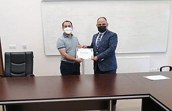 KBÜ'de TÜBİTAK'tan proje desteği alan öğrencilere teşekkür belgesi verildi
