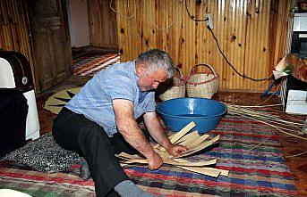Köyün son ustaları sepetçilik mesleğini yaşatmaya çalışıyor