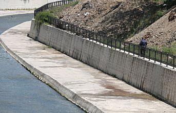 Mudurnu Deresi'ndeki kısmi kirlilik inceleniyor