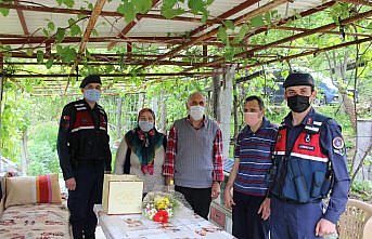 Safranbolu'da şehit annelerine Anneler Günü ziyareti