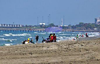 Samsun'da tam kapanma yasaklarının kalkmasıyla sahilde yoğunluk oluştu