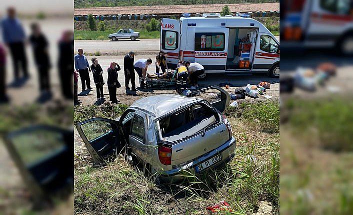 Sinop'ta otomobil devrildi: 4 yaralı