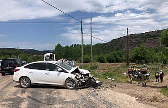 Tokat'ta iki otomobil çarpıştı: 1 ölü, 3 yaralı