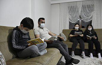 Torul'da haftada bir gün yarım saat kitap okuma sessizliği yaşanıyor