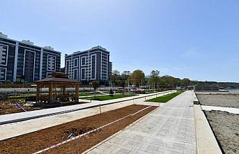 Trabzon'da yeni yapılan Yalıncak plajında çalışmalar devam ediyor