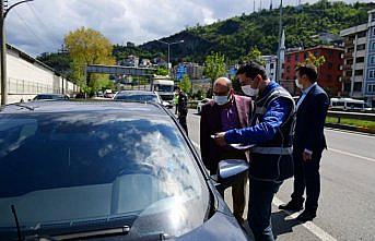 Vali Ustaoğlu, polis noktasında denetimlerde bulundu