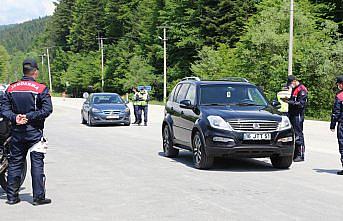 Bolu'da jandarmadan drone destekli trafik denetimi
