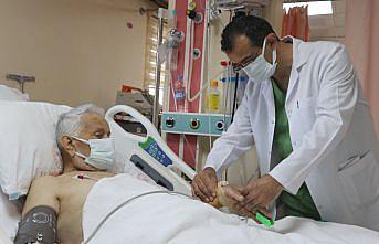 Rize'de 88 yaşındaki hasta 