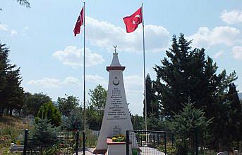15 Temmuz şehidi Ferhat Koç, Tokat'taki kabri başında anıldı