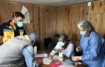 Bayburt'ta mobil sağlık ekipleri yaylalarda Kovid-19 aşısı yapıyor