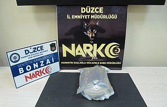 Düzce'de uyuşturucu operasyonlarında yakalanan 2 şüpheli tutuklandı