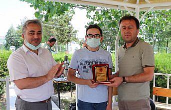 Havza LGS birincisine plaket ve ödül verildi