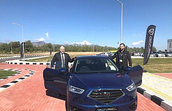 MÜSİAD üyeleri KKTC'nin yerli otomobili Günsel'i test etti