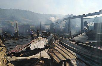 Sinop'ta kereste fabrikası yangında kullanılamaz hale geldi