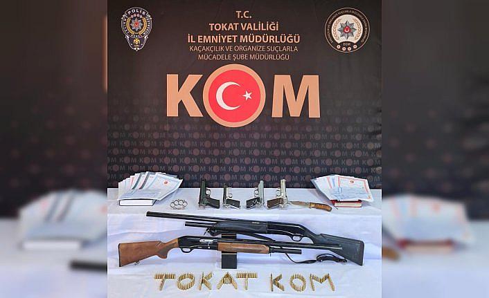 Tokat'ta tefecilik operasyonunda gözaltına alınan 5 şüpheli tutuklandı