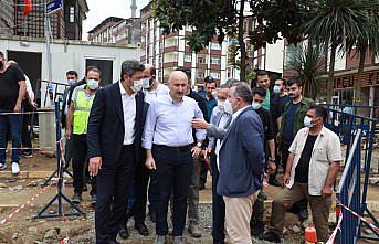 Ulaştırma ve Altyapı Bakanı Adil Karaismailoğlu, Güneysu'daki afet bölgesinde incelemelerde bulundu: