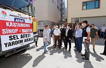 Amasya'dan selin etkilediği Sinop'a 1 tır içme suyu gönderildi