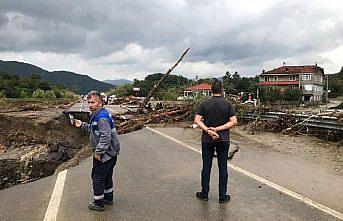 Bartın'da şiddetli yağış sel ve heyelana neden oldu