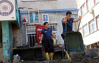 Bozkurt'ta afetzedelerin ihtiyaçları sosyal marketten karşılanıyor