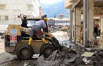 Bozkurt'ta sel felaketinin izleri silinmeye çalışılıyor
