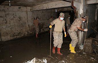 Bozkurt'taki selden kurtulan fırıncı Küçükkahraman, yaşadıklarını anlattı: