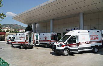 Çorum'da iki otomobil çarpıştı: 6 yaralı