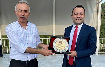 Erzurum'a atanan Taşova Kaymakamı Çelik onuruna veda yemeği düzenlendi