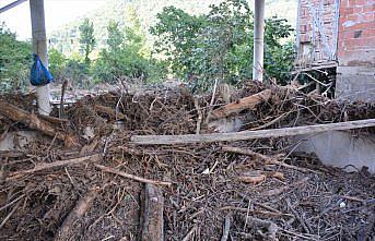 Kastamonu'daki sel sırasında ahırdaki buzağıların bağırması 7 kişilik ailenin kurtulmasını sağladı