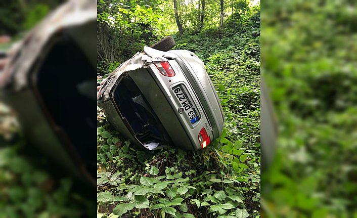 Rize'de otomobil uçuruma yuvarlandı: 4 yaralı