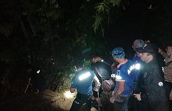 Rize'de toprak kayması nedeniyle iki ev tedbir amaçlı boşaltıldı