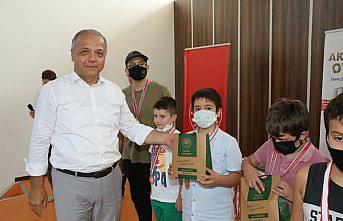 Suluova'da düzenlenen satranç turnuvası ödül töreni düzenlendi