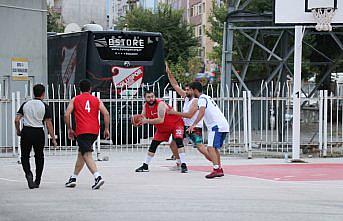Bolu'da Sokak Basketbolu ve Kum Voleybolu 30 Ağustos Zafer Turnuvası sona erdi