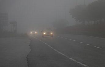 Bolu'da yoğun sis etkili oluyor