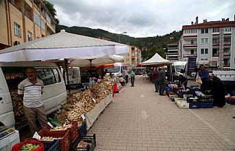 Bozkurt'ta sel felaketinin ardından ilk kez pazar kuruldu