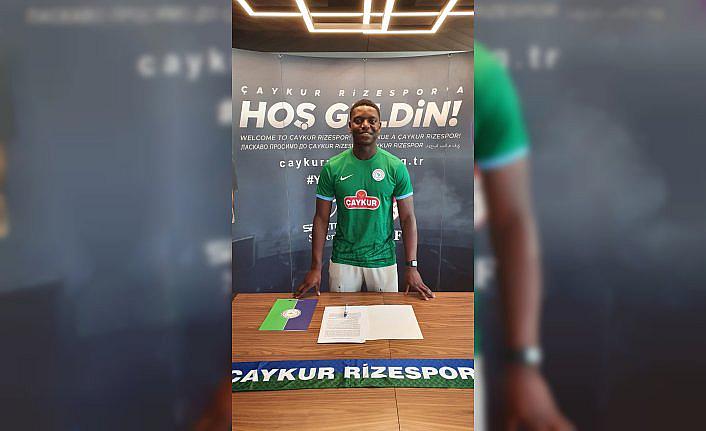 Çaykur Rizespor, Nathan Monzango'yu kiraladı