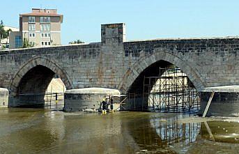 Tokat'ta 771 yıllık Hıdırlık Köprüsü'nde restorasyon çalışması tamamlandı