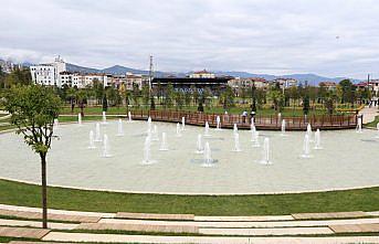 Trabzon'da yapımı tamamlanan Millet Bahçesi hizmete girdi