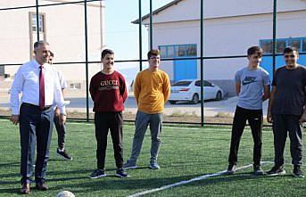 Amasya Milli Eğitim Müdürü Coşkun Merzifon'da okulları ziyaret etti