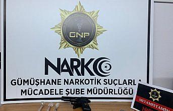 Kargo paketinden boks eldivenine gizlenmiş uyuşturucu çıktı