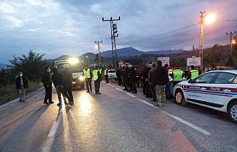 Samsun'da kamyonetle otomobilin çarpışması sonucu 3 kişi yaralandı