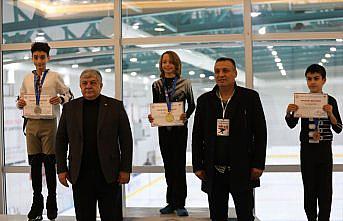 Artistik Buz Pateni Türkiye Şampiyonası Samsun'da sürüyor