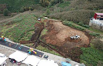 Güce'de gençlik merkezi ve ilçe stadı inşaatı başladı