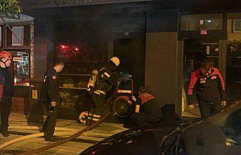 Düzce'de çıkan yangında iş yeri kullanılamaz hale geldi
