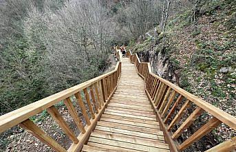 Düzce'de yeni keşfedilen şelale turizme kazandırıldı